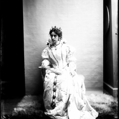 http://mediahistoricarchives.org/source/Appleton/AP-8341-5.jpg