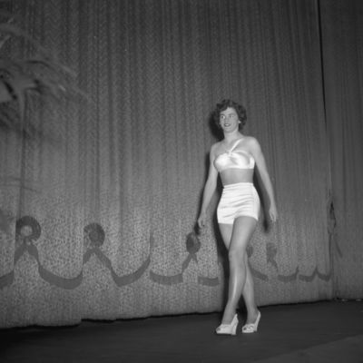 http://mediahistoricarchives.org/source/Zimmerman/ZM-2966.jpg