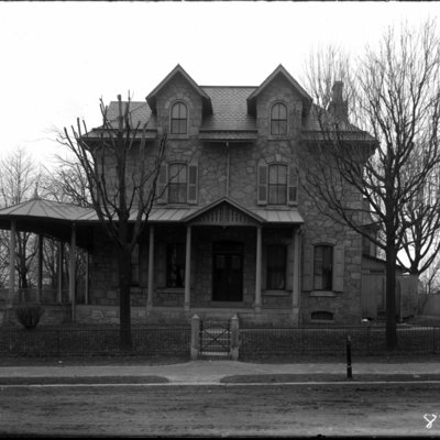 http://mediahistoricarchives.org/source/Appleton/AP-8374-5.jpg