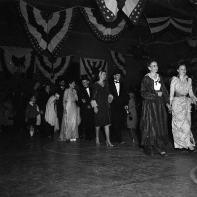 http://mediahistoricarchives.org/source/Zimmerman/ZM-3415.jpg