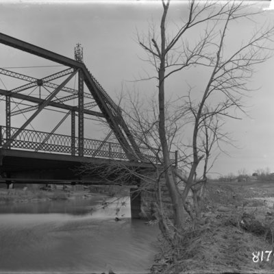 http://mediahistoricarchives.org/source/Appleton/AP-8179-6.jpg