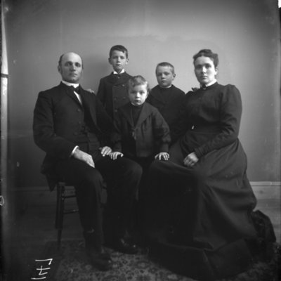 http://mediahistoricarchives.org/source/Appleton/AP-8147.jpg