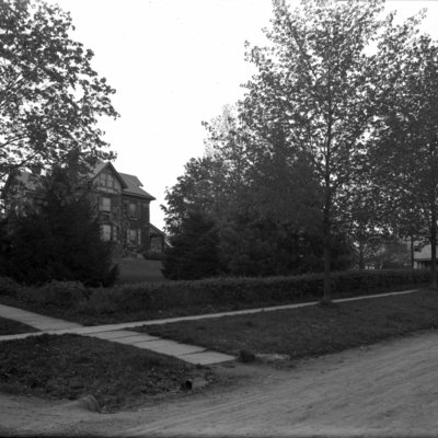 http://mediahistoricarchives.org/source/Appleton/AP-8228.jpg