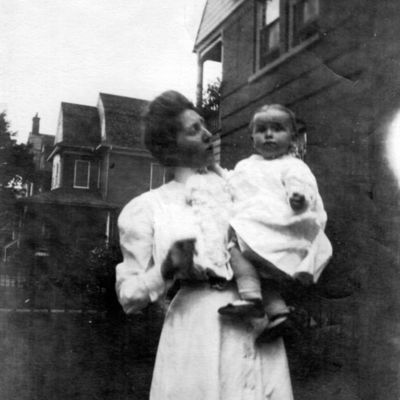 http://mediahistoricarchives.org/source/Lees/P-01214E.jpg