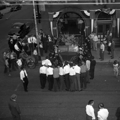http://mediahistoricarchives.org/source/Zimmerman/ZM-2957.jpg