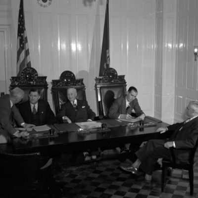 http://mediahistoricarchives.org/source/Zimmerman/ZM-2925.jpg