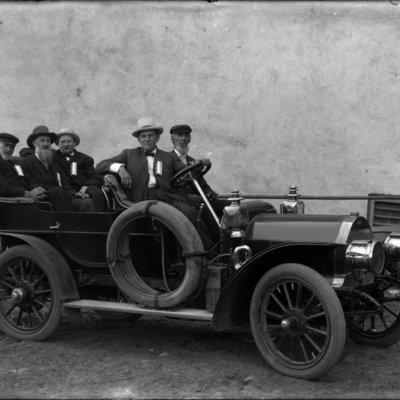 http://mediahistoricarchives.org/source/Appleton/AP-9074-1.jpg