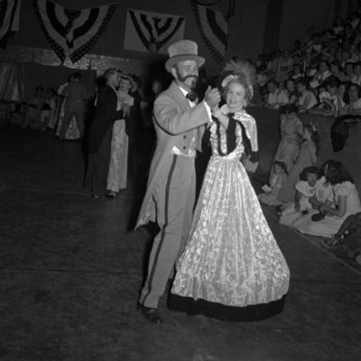 http://mediahistoricarchives.org/source/Zimmerman/ZM-3393.jpg