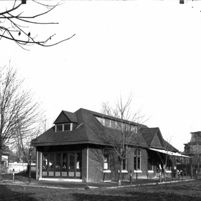 http://mediahistoricarchives.org/source/Appleton/AP-4154.jpg