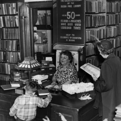 http://mediahistoricarchives.org/source/Lees/P-12004A.jpg