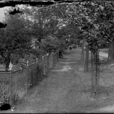 http://mediahistoricarchives.org/source/Appleton/AP-9061-2.jpg