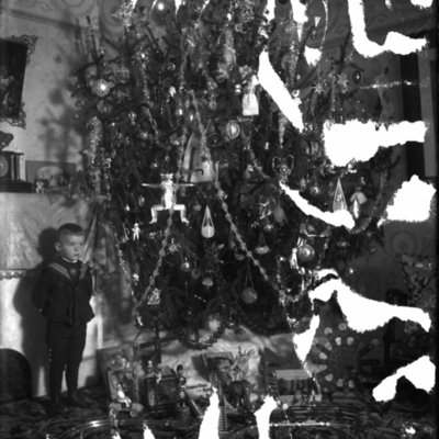 http://mediahistoricarchives.org/source/Appleton/AP-8309.jpg