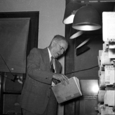http://mediahistoricarchives.org/source/Zimmerman/P-19194-25.jpg