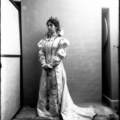 http://mediahistoricarchives.org/source/Appleton/AP-8341-75.jpg