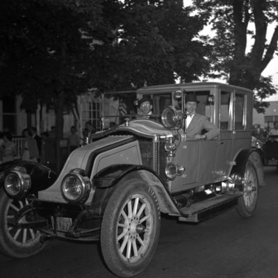 http://mediahistoricarchives.org/source/Zimmerman/ZM-3339.jpg
