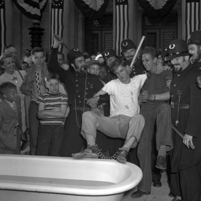 http://mediahistoricarchives.org/source/Zimmerman/ZM-3283.jpg