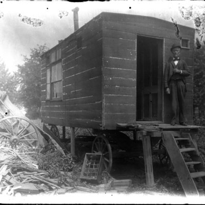 http://mediahistoricarchives.org/source/Appleton/AP-4115-1.jpg