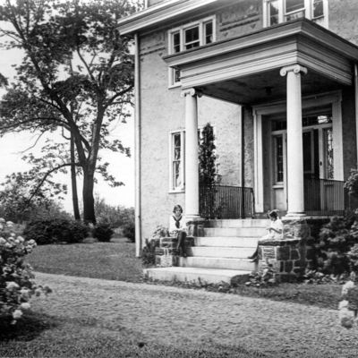 http://mediahistoricarchives.org/source/Lees/P-11003C.jpg