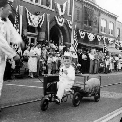 http://mediahistoricarchives.org/source/Zimmerman/P-19195-21.jpg
