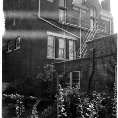 http://mediahistoricarchives.org/source/Lees/P-01033I.jpg