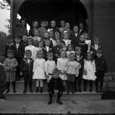 http://mediahistoricarchives.org/source/Appleton/AP-8217-5.jpg