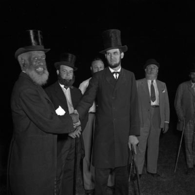 http://mediahistoricarchives.org/source/Zimmerman/ZM-3646.jpg