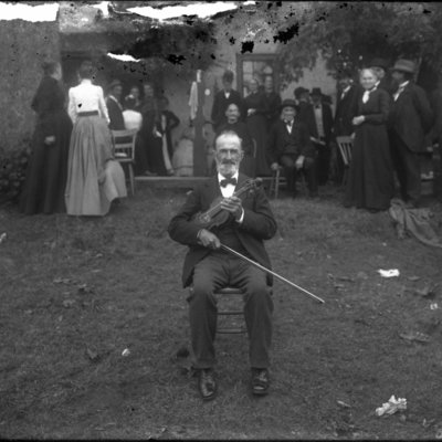 http://mediahistoricarchives.org/source/Appleton/AP-8258.jpg