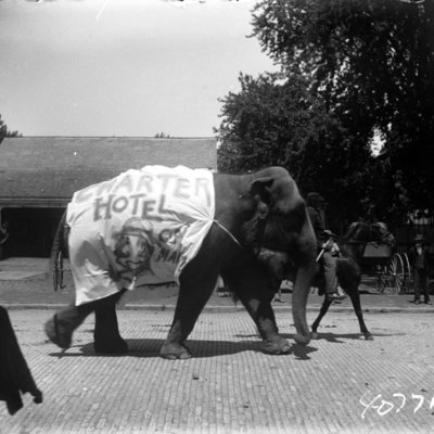 http://mediahistoricarchives.org/source/Appleton/AP-4077-2.jpg