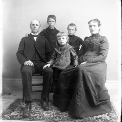 http://mediahistoricarchives.org/source/Appleton/AP-8147-75.jpg