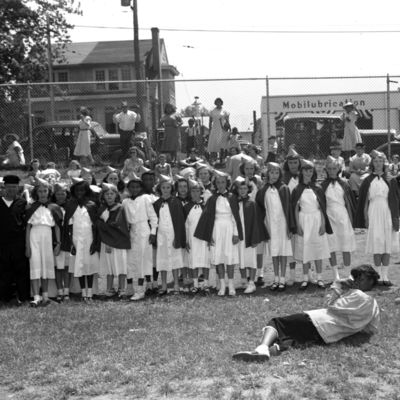 http://mediahistoricarchives.org/source/Zimmerman/ZM-3368.jpg