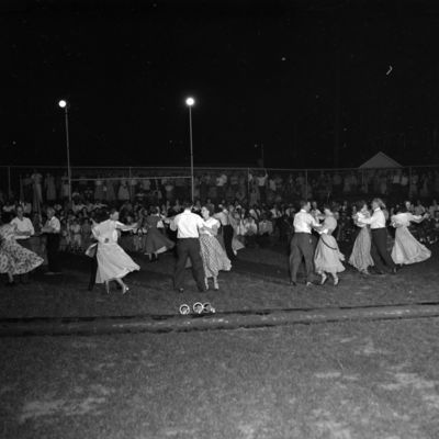 http://mediahistoricarchives.org/source/Zimmerman/ZM-3449.jpg