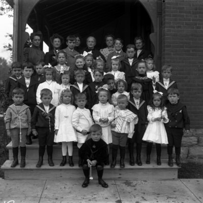 http://mediahistoricarchives.org/source/Appleton/AP-8217.jpg