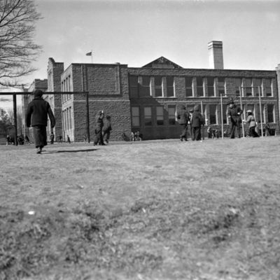 http://mediahistoricarchives.org/source/Zimmerman/ZM-2690.jpg