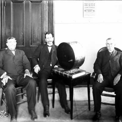 http://mediahistoricarchives.org/source/Appleton/AP-8380.jpg